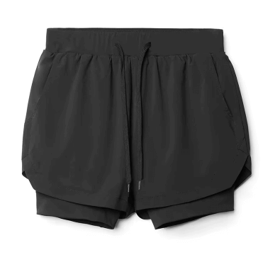 Short de course pour homme en noir, offrant confort et liberté de mouvement pour tous les types d'entraînement.